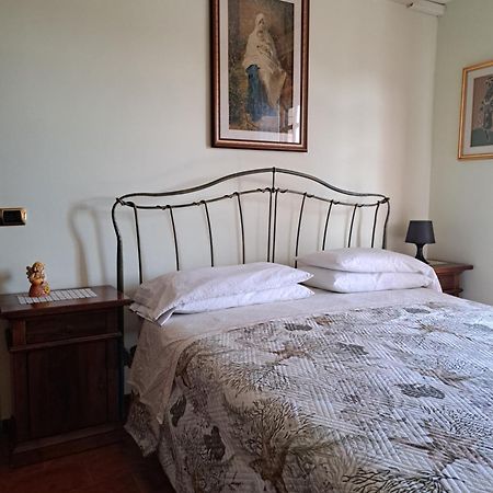 Appartamento Serenella Maenza Luaran gambar